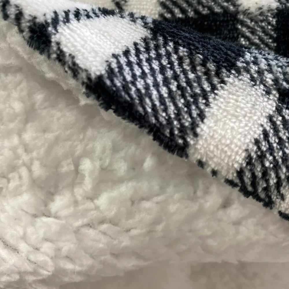 Tommy Bahama 50X 70 Black and White Flannel Sherpa Throw/Blanket